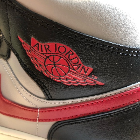 Nike Air Jordan 1 Mid Womens Black Grey Red  Sneakers - 11 US - Picture 2 of 14